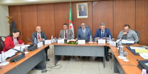 مقترح بإضافة الشركات الأجنبية التي تتهرب ضريبيا إلى القائمة السوداء