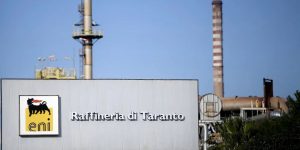 “إيني” الإيطالية تركز على زيادة إنتاج الغاز من الجزائر وثلاث دول عربية أخرى
