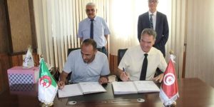 إبرام اتفاقية تعاون وشراكة بين جامعتي الشهيد مصطفى بن بولعيد والمنار التونسية