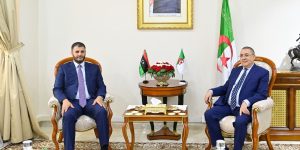 حان الوقت للجزائر وليبيا لمواجهة الأطراف التي تستهدفهما بالمخدرات