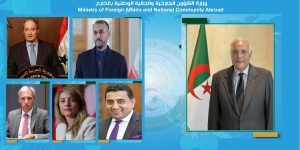 نشاط دبلوماسي مكثف لعطاف والأوضاع في الشرق الأوسط في صلب المحادثات