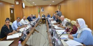  لجنة الشؤون الخارجية للبرلمان  تجتمع لإثراء ومناقشة جدول أعمالها