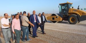 مشروع خط السكة الحديدية غارا جبيلات – بشار.. والي تندوف يؤكد ضرورة مرافقة الانجاز