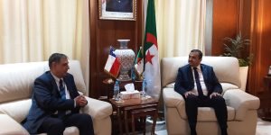 عرقاب يدعو الشركات الشيلية للإستثمار في مجال المناجم