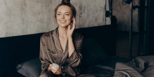 جمال وأناقة.. 4 خطوات للحصول على بشرة مثالية في الخريف