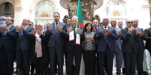 مجلس الأمة: وقفة ترحم على أرواح شهداء مجازر 17 أكتوبر 1961