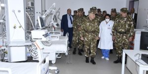 شنقريحة يقوم بزيارة عمل وتفتيش إلى مستشفى الأم والطفل للجيش ببني مسوس