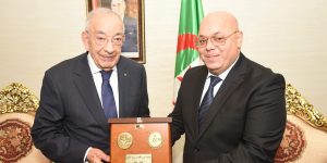 السيد ربيقة يعقد لقاء تنسيقيا مع جمعية مجاهدي فدرالية جبهة التحرير الوطني بفرنسا