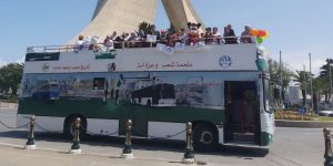 إطلاق خدمة الجولات السياحية بالحافلة المكشوفة