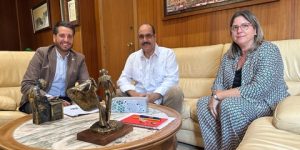 إسبانيا: ممثل جبهة البوليساريو بلاريوخا يستقبل من طرف عمدة بلدية أرنيظو