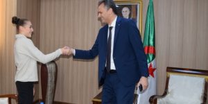 حماد يستمع لانشغالات بطلة الجمباز كايليا نمور