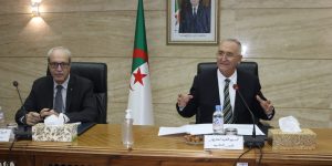 تنسيق حكومي لعصرنة الخدمات البنكية وتطوير الدفع الإلكتروني