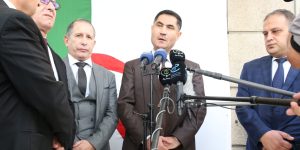 وزير الاتصال يدعو المؤسسات الإعلامية إلى العمل الجدي لتعزيز السيادة الإعلامية