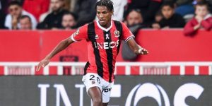 بوداوي يفوز رفقة نيس الفرنسي بهدفين مقابل صفر