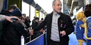 جو كول: أقدام اللاعبين في الوحل.. ويخافون ستامفورد بريدج