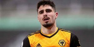 بيدرو نيتو يوضح ربط اسمه بالأرسنال