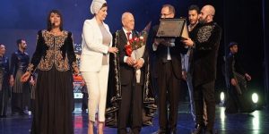 المجلة الإلكترونية “مسارح”.. العدد التجريبي يكرّم طه العامري