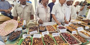 بسكرة: أكثر من 50 عارضا في معرض التمور ومشتقاتها والحرف التقليدية بمشونش