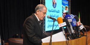 ديدوش يشرف على افتتاح المنتدى الدولي حول السياحة الحموية بسطيف