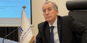 ديدوش يفتح ملف رقمنة تسيير مجمع فندقة وسياحة وحمامات معدنية