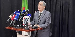 وزير السياحة: تنسيق مع التعليم العالي لاستحداث برامج تكوينية لطلبة المدرسة الوطنية العليا للسياحة