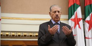 قوجيل يعزي القيادة السياسية لـ”حماس”