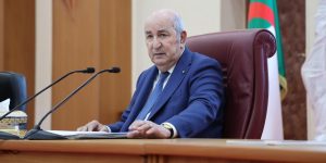 الفلسطينيون ليسوا إرهابيين بل يدافعون عن وطنهم