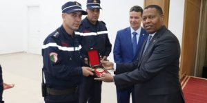 سفير دولة ليبيا ينوه باحترافية وشجاعة الحماية المدنية الجزائرية