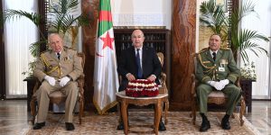 رئيس الجمهورية يشرف بقصر الشعب على مراسم إحياء الذكرى الـ69 لاندلاع الثورة التحريرية