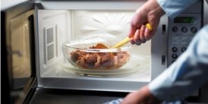 جديد الطب.. هل لاستخدام الميكروويف ضرر صحي؟