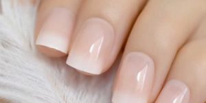 جمال وأناقة.. وصفات طبيعية لتقوية الأظافر