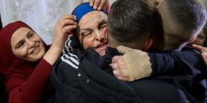 بعد الإفراج عن دفعتين ترقب الإفراج عن مزيد من الأسرى واستمرار دخول المساعدات للقطاع