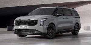 تأتي بخيارات متنوعة من المحركات تشمل محركات هجينة.. الإعلان عن كيا كرنفال 2024 المحدثة في كوريا