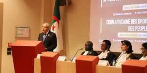 وزير العدل يؤكد على الاهتمام الذي توليه الجزائر لحقوق الإنسان والشعوب وطنيا وإقليميا ودوليا