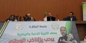 خلال استقباله من قبل طلبة جامعة الجزائر 3.. بلماضي يعود إلى عوامل نجاح الخضر في كان 2019