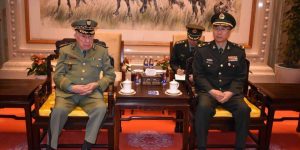 رئيس أركان الجيش الوطني الشعبي يحل بجمهورية الصين الشعبية