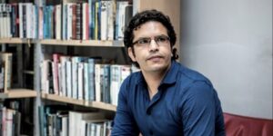 معرض الكويت الدولي للكتاب.. سعيد خطيبي يشارك في ندوة “سردية الدمار”