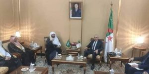 وزير العدل يتحادث مع نظيره السعودي