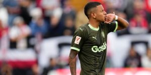 جيرونا يكشف موقفه من اهتمام برشلونة بجوهرته البرازيلية