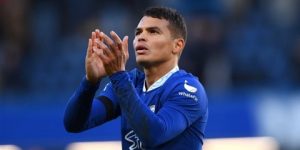 رئيس فلومينينسي يكشف عن خطط للتوقيع مع تياغو سيلفا