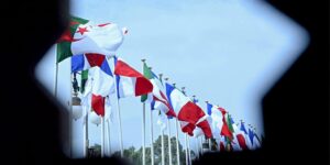 الجزائر ترفض المخاطبة بالمهل والإنذار والتهديد