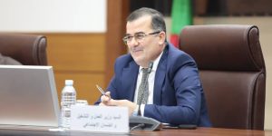 الوزير الأول يكلف بن طالب بتقديم توضيحات حول وضعية مراجعة القوانين الأساسية للأسلاك المشتركة