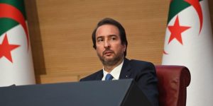 تجديد الثقة في كمال مولى رئيسا لمجلس التجديد الاقتصادي الجزائري