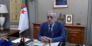 الوزير الأول يترأس اجتماعا للمجلس الأعلى لضبط الواردات