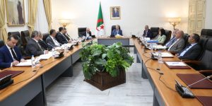 مكتب مجلس الأمة الموسع يضبط مشروع الجدول الزمني للجلسات العلنية القادمة