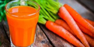 صحتنا في غذائنا.. فوائد مذهلة لعصير الجزر في الطقس البارد