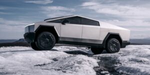 لن تكون متاحة حتى عام 2025.. تيسلا سايبرترك تصل أخيراً