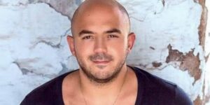 محمود العسيلي يتحدث عن أزمات شيرين عبد الوهاب وحمزة نمرة