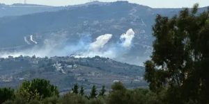 دفعة صواريخ كبيرة تنطلق من جنوب لبنان وحزب الله ينعي اثنين من مقاتليه