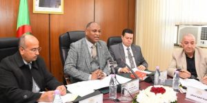 لجنة الشؤون القانونية بالبرلمان تدرس  مشروع  قانون العقوبات